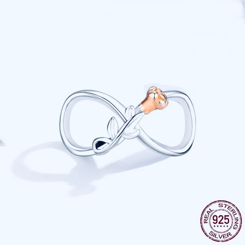 Infinite Rose Flower Beads Bracelet